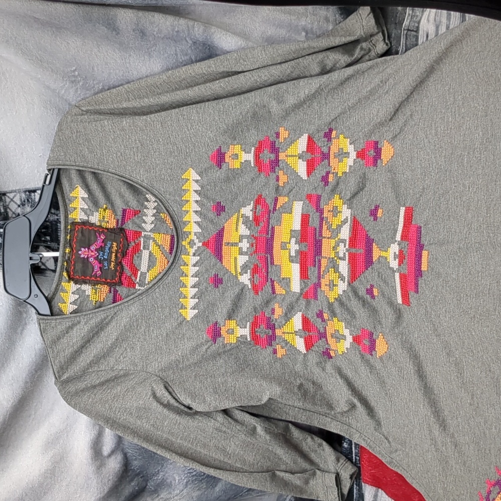 Johnny was embroidered Aztec print shirt
